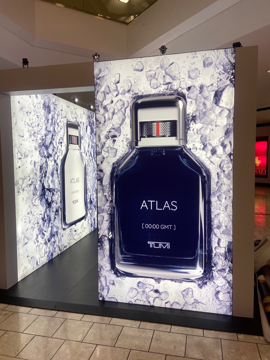 Portfolio - TUMI Atlas SEG Kiosk